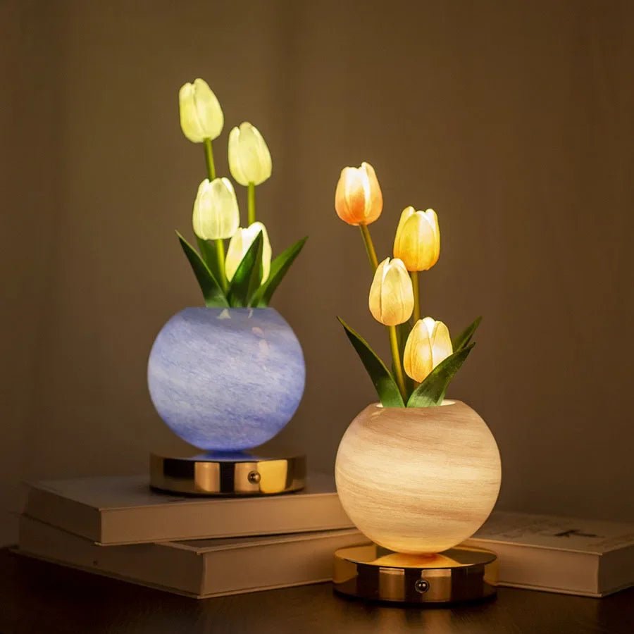 Tulpen LED Tischlampe - USB Aufladbar mit 3 - Farben Touch Dimmer - Homeiyfy