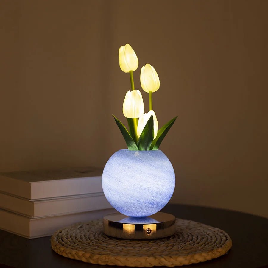 Tulpen LED Tischlampe - USB Aufladbar mit 3 - Farben Touch Dimmer - Homeiyfy